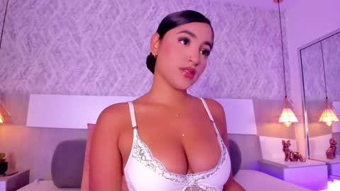 Snapshot of aishapeyton chatting on September 20, 10:13 pm Aisha online show from September 20, 10:13 pm