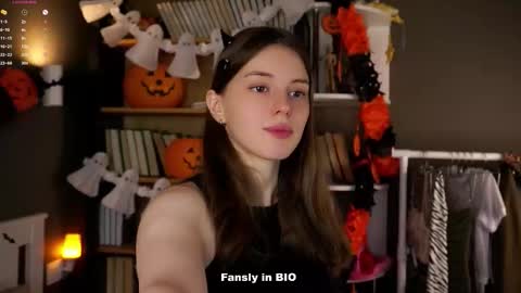 Aliza online show from October 31, 1:50 am