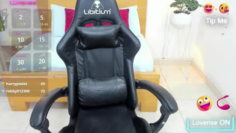 Aixa Burgos online show from February 17, 3:11 pm