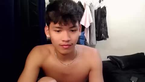 aj_daksxx online show from April 6, 4:52 pm