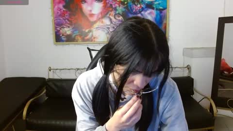 akalyy_ online show from January 14, 1:08 pm