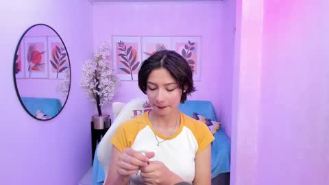 Azaka  online show from February 1, 12:15 pm