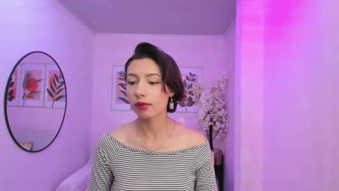 Azaka  online show from February 7, 12:39 pm