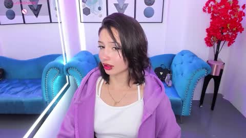 Azaka  online show from October 9, 1:16 pm