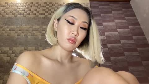 Snapshot of akemi_jp chatting on September 21, 10:14 pm Akemi online show from September 21, 10:14 pm