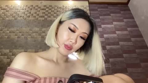 Snapshot of akemi_jp chatting on September 30, 10:42 pm Akemi online show from September 30, 10:42 pm