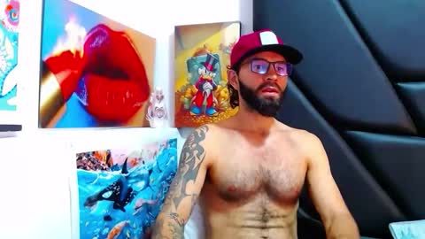 akiles online show from March 31, 11:16 pm