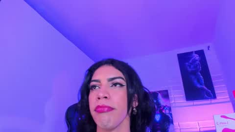 Alahia Rodriguez online show from January 16, 8:03 pm