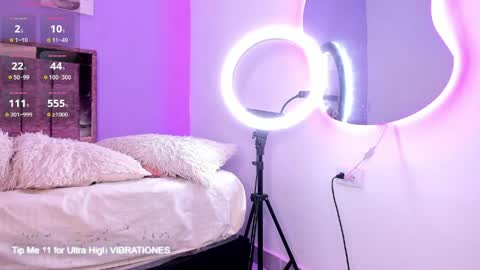 alaiasexygirl online show from April 19, 12:00 am