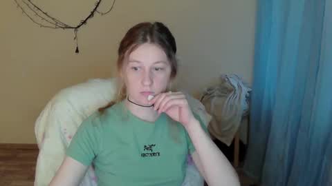 Anna online show from May 6, 2:12 pm