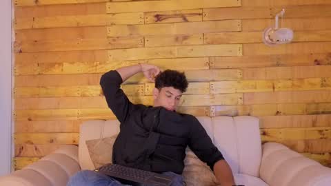 Alan online show from April 7, 1:02 pm