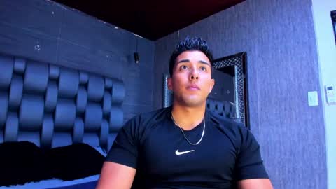 Alan greek online show from April 19, 8:33 pm