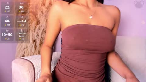 Alana online show from November 12, 1:02 pm