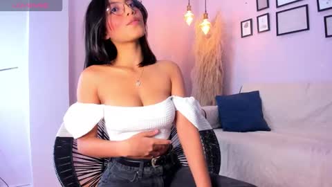 Alana online show from October 18, 12:31 pm