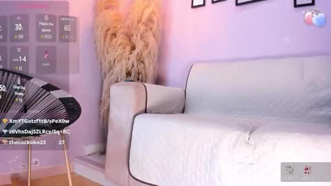 Alana online show from November 21, 1:53 pm