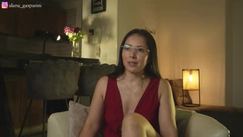 Snapshot of alana_gasparani chatting on October 31, 2:34 am Alana Gasparini online show from October 31, 2:34 am
