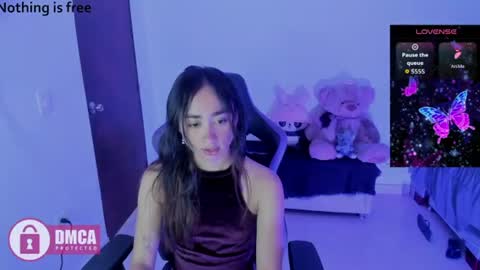 alana_pherson online show from July 3, 6:45 pm