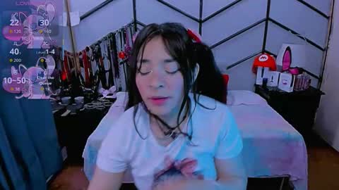 Alana online show from November 19, 7:56 pm