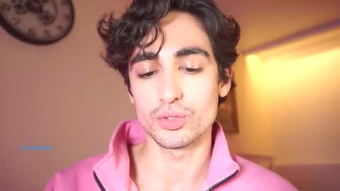 idenavarre online show from January 21, 1:50 am