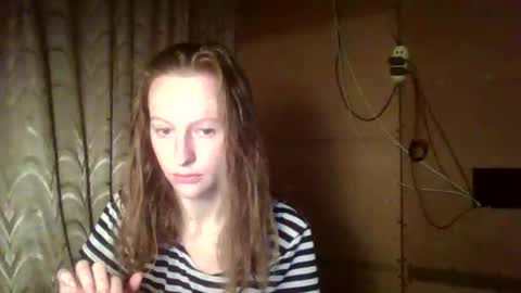 Snapshot of alane26 chatting on March 8, 10:34 pm Elisa online show from March 8, 10:34 pm