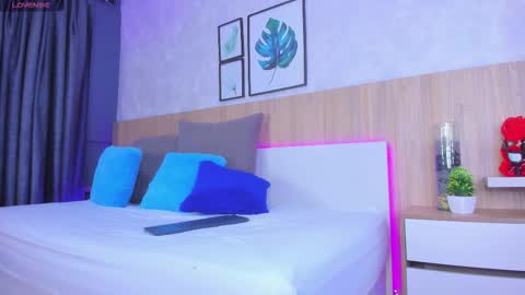 Alanna  online show from September 27, 4:21 am