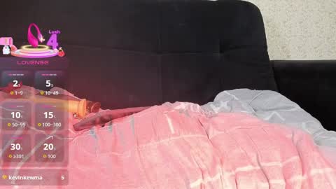 alanna_jones11_aws online show from April 9, 8:14 pm