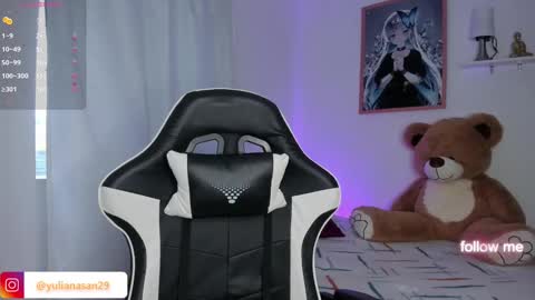    online show from February 22, 12:18 pm