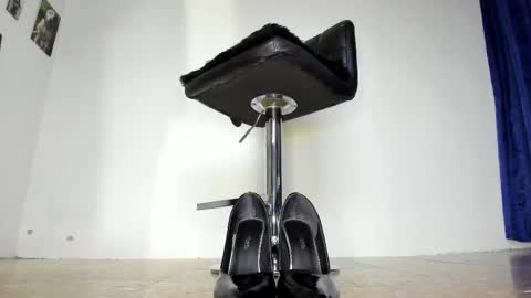 ALANNIS online show from March 3, 4:14 am