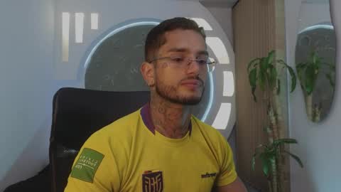 alan online show from April 3, 11:50 am