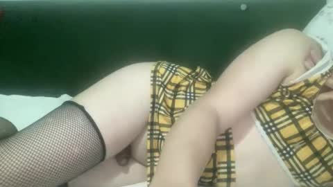 alarasissy online show from November 16, 1:29 am