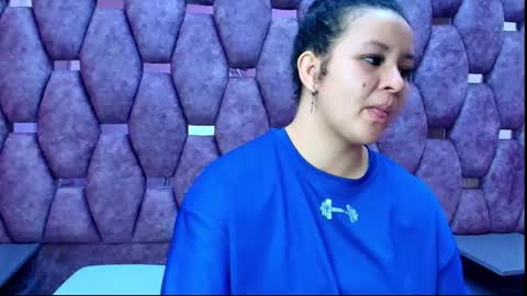 AlaSmith  online show from April 20, 2:14 am