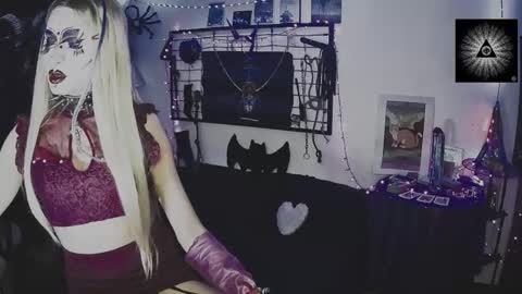 Mistic witch online show from September 10, 11:50 pm