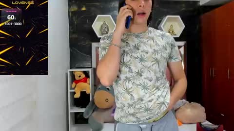 ale_noah_xxx online show from September 14, 10:44 pm