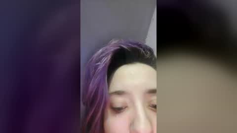 ale_pink online show from June 15, 7:17 pm