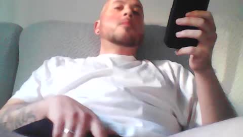 aleeexxxx4u online show from April 20, 7:44 am