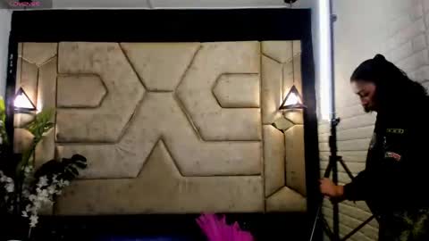 aleja__slav3 online show from May 21, 9:43 pm