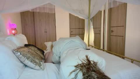 ALEJADOLLTS online show from April 28, 12:19 am