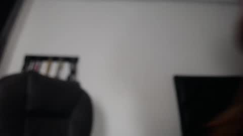 Snapshot of alejahornyx chatting on January 31, 8:43 am alejahornyx online show from January 31, 8:43 am