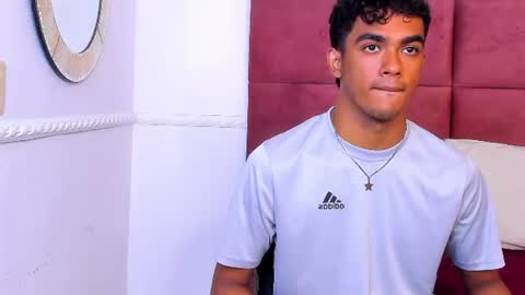 Alejandro williams online show from July 14, 8:25 pm