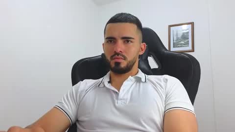 alejandroo_7 online show from March 1, 12:17 am
