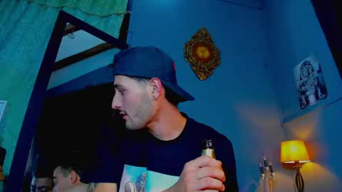 alejo_323__ online show from April 19, 3:40 am