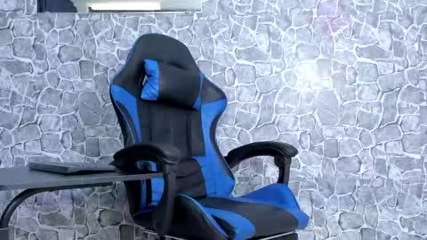 alejo peverell online show from June 7, 7:19 pm