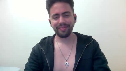 alejo_shy online show from November 15, 4:25 am