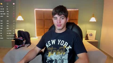 ALejoo Saenz online show from October 1, 2:21 am