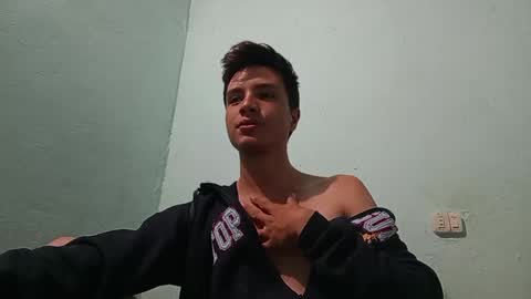 Alejandro online show from January 27, 1:48 am