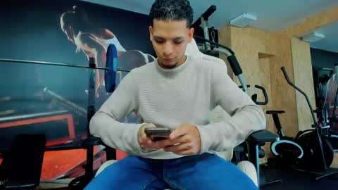 Alessandro King online show from April 24, 9:50 pm