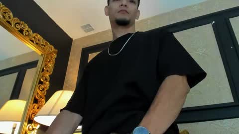 Alessandro King online show from April 18, 9:15 pm