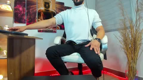 ALESSANDRO  WYE online show from February 17, 11:02 am