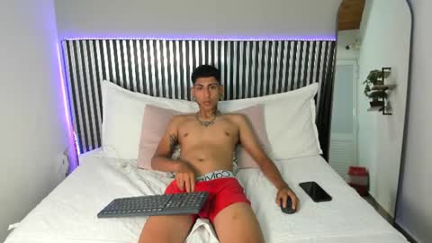 Alessandro  online show from June 27, 10:05 pm