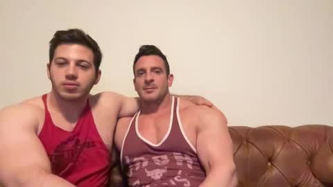 Alessandrobuilder online show from February 8, 11:45 pm